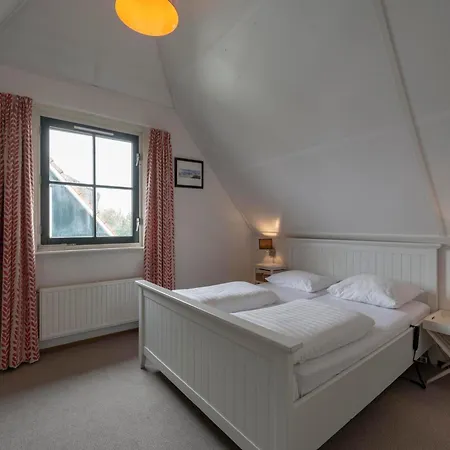 In Near And Dunes Villa *